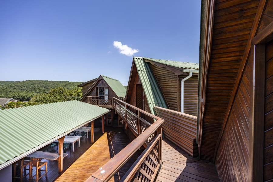 10 Bedroom Property for Sale in Cintsa East Eastern Cape